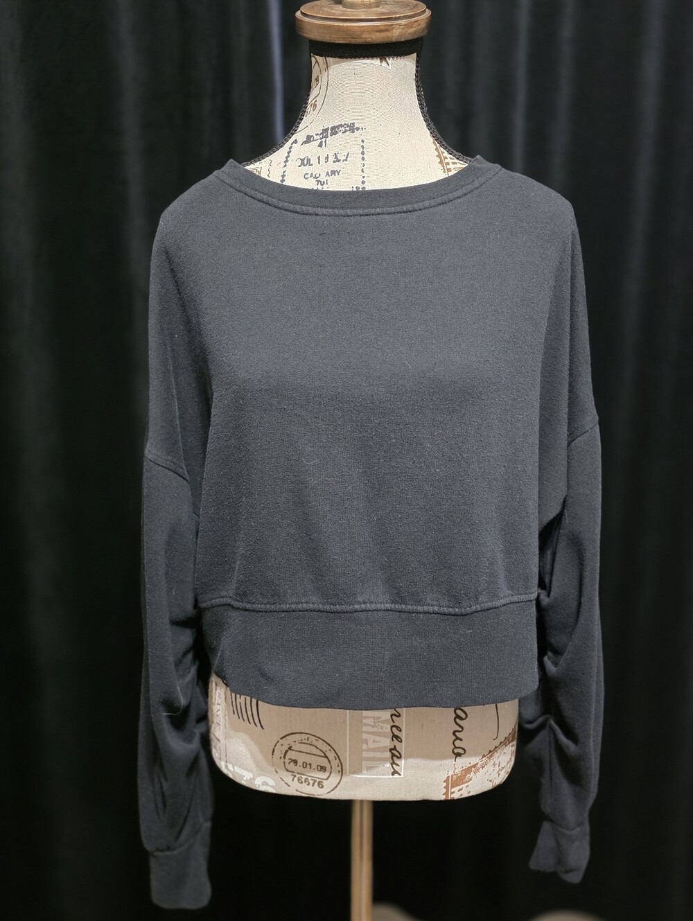 Streetwear Society Black Ruched Sleeve Crop Top L